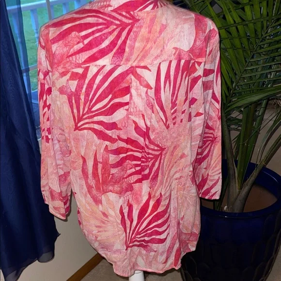 Chico's Pink and Fuchsia Leaf Print Blouse - Picture 5 of 8